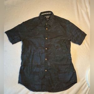 Quiksilver button down t-shirt